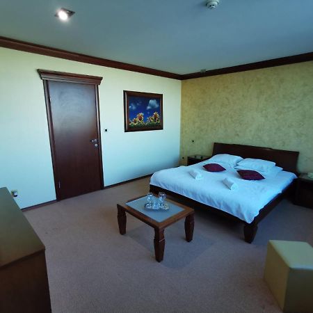 Panorama Apartman Novi Sad Exterior photo