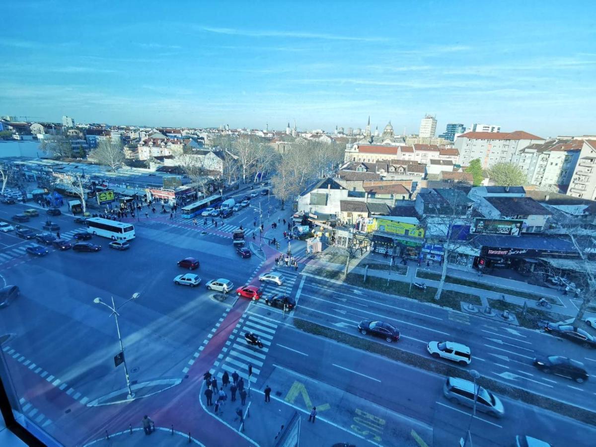 Panorama Apartman Apartment Novi Sad Exterior photo